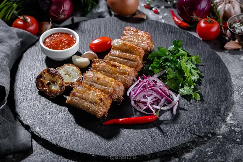 Шашлык из свиного ребра 230 г